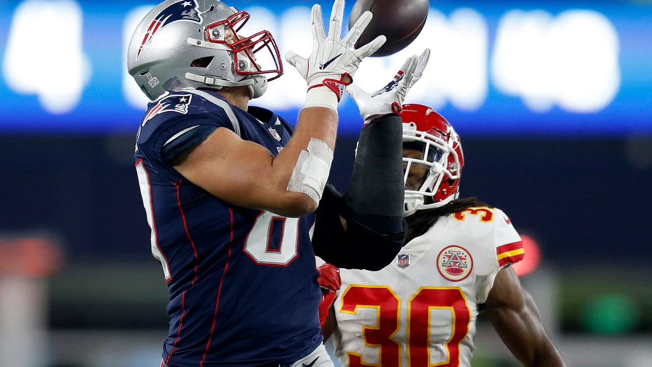 Flexing its muscle: NFL shifts Bengals-Chiefs to prime time