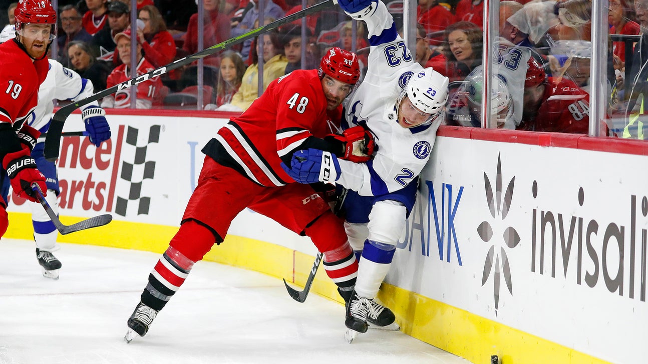 Martinook expected to miss 6-8 weeks with core injury