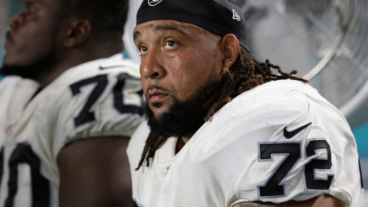 Raiders release OL Donald Penn