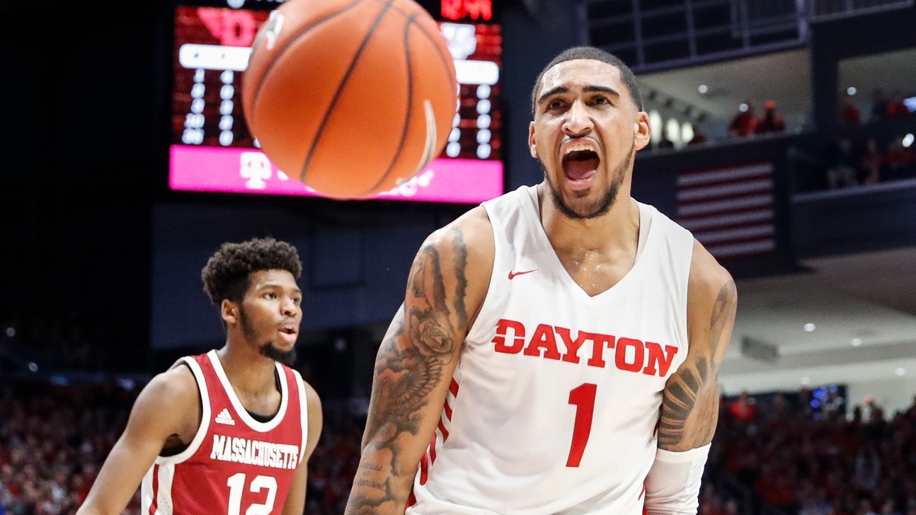 Toppin hurts ankle while No. 15 Dayton beats UMass 88-60