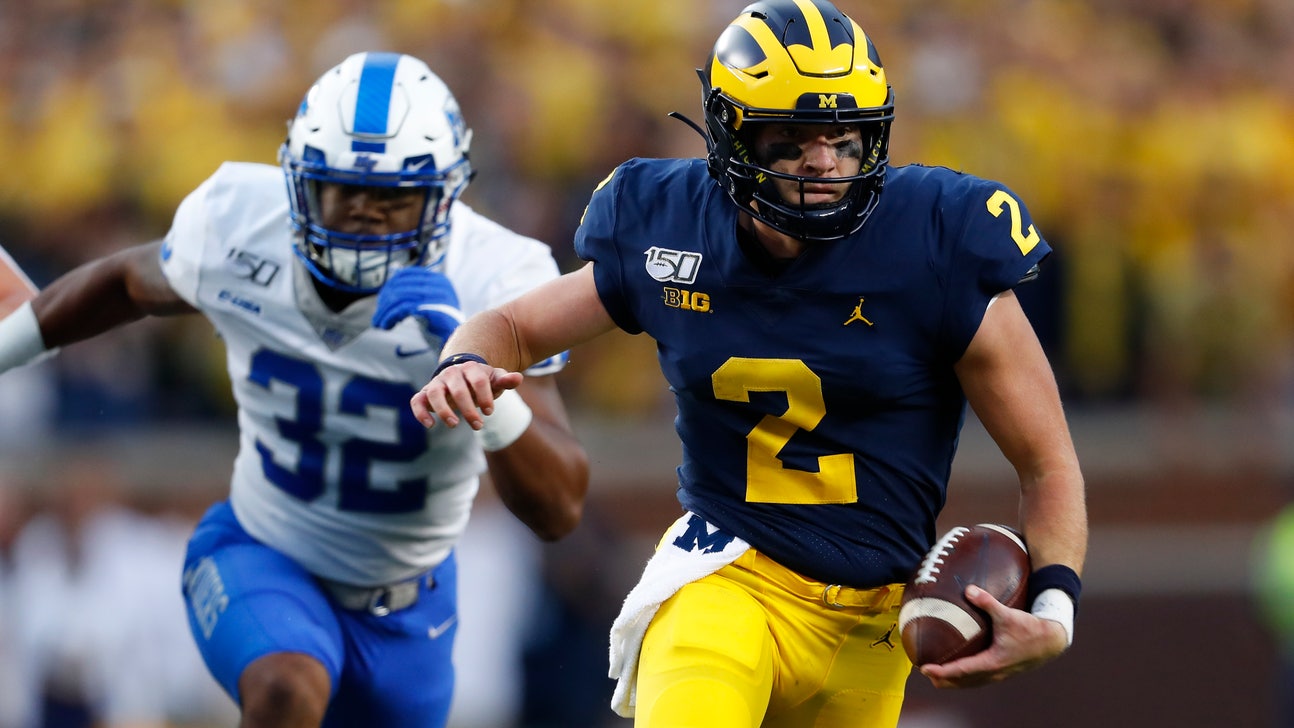Sluggish No. 7 Michigan beats Middle Tennessee 40-21