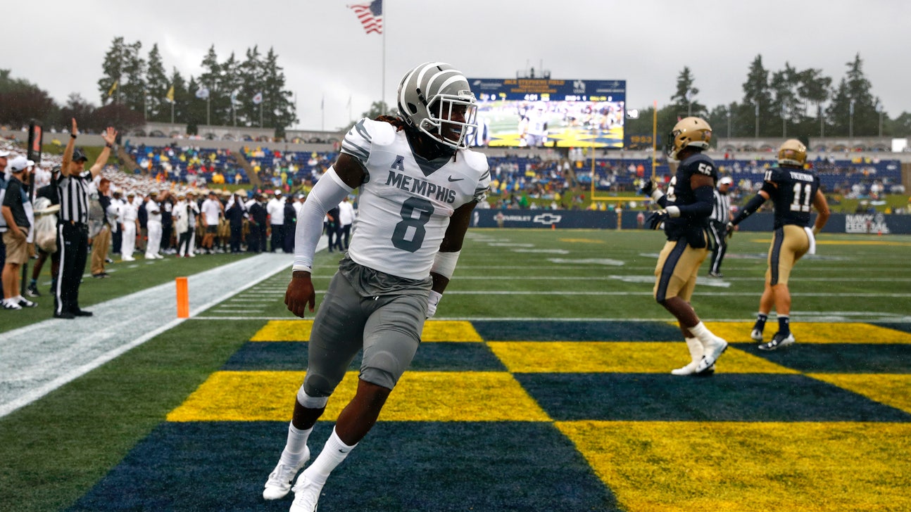 Navy uses fourth-quarter rally to beat Memphis 22-21 in rain
