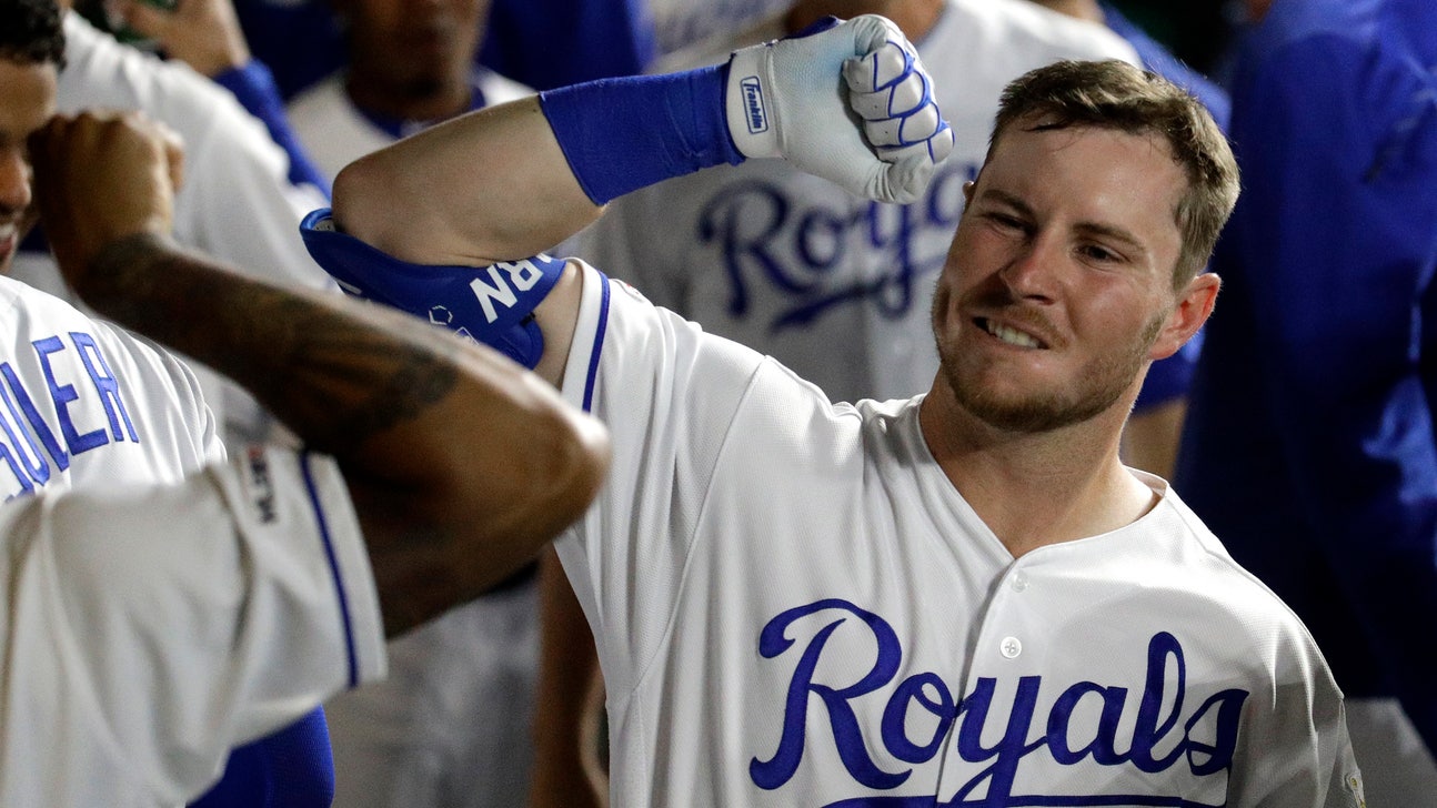 Soler, Cuthbert help rally Royals to 3-2 win over Tigers