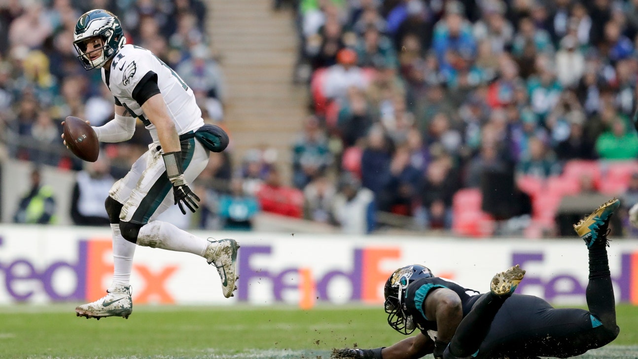 Wentz threw 3 TD passes as Eagles defeated Jaguars 24-18