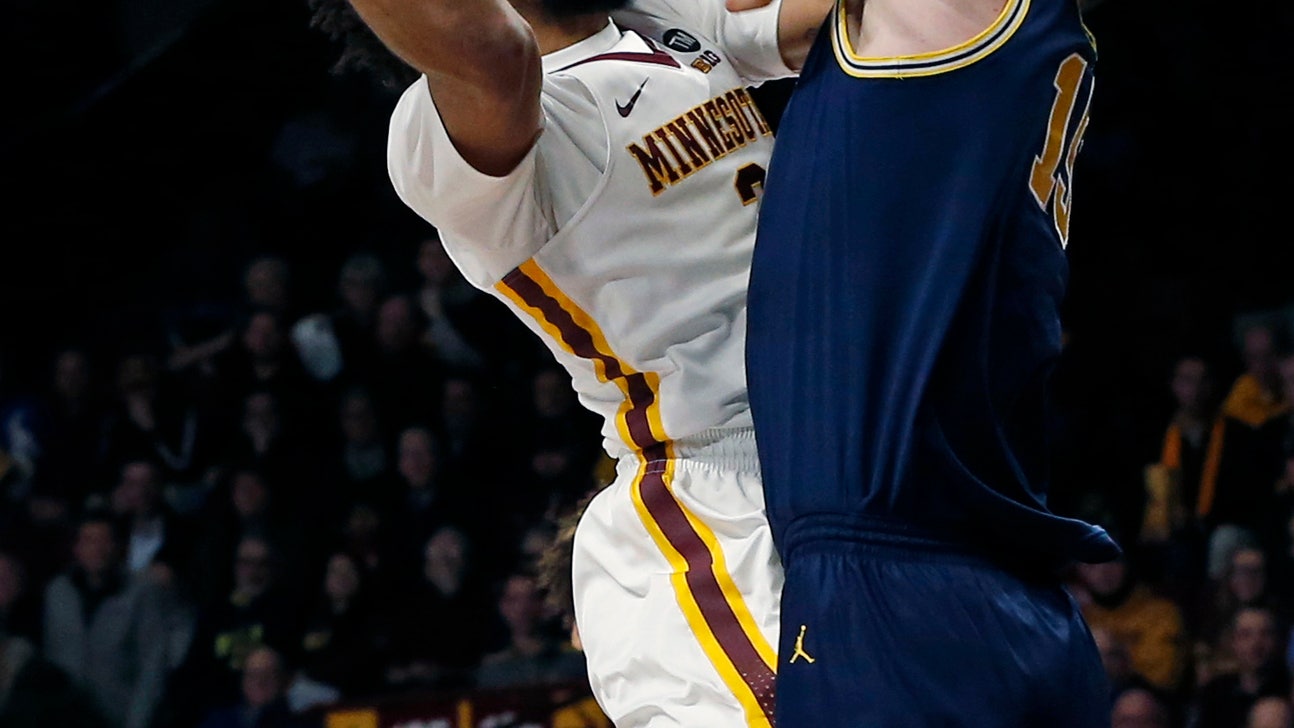 Poole has 22 points, No. 7 Michigan beats Minnesota 69-60