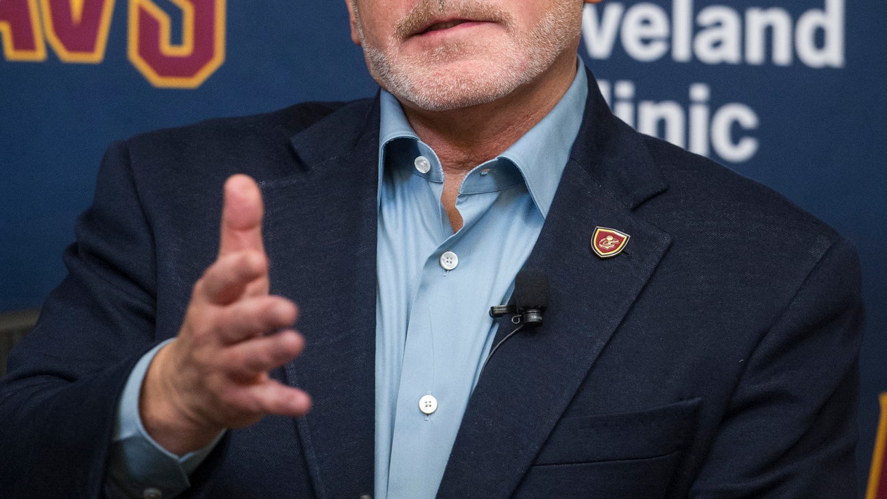 Cavaliers owner Dan Gilbert out of hospital after stroke