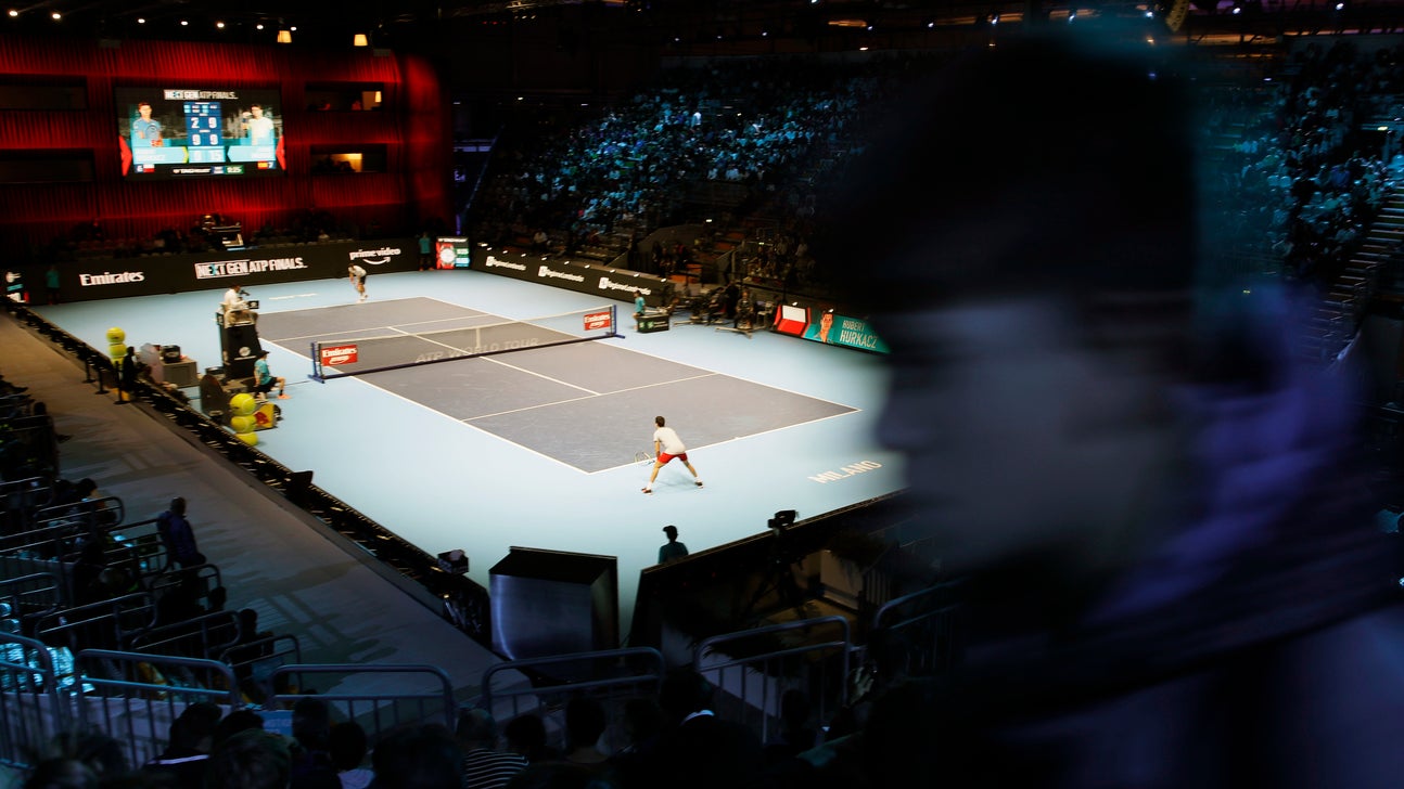 Towel racks hotly debated amid tennis rule changes in Milan