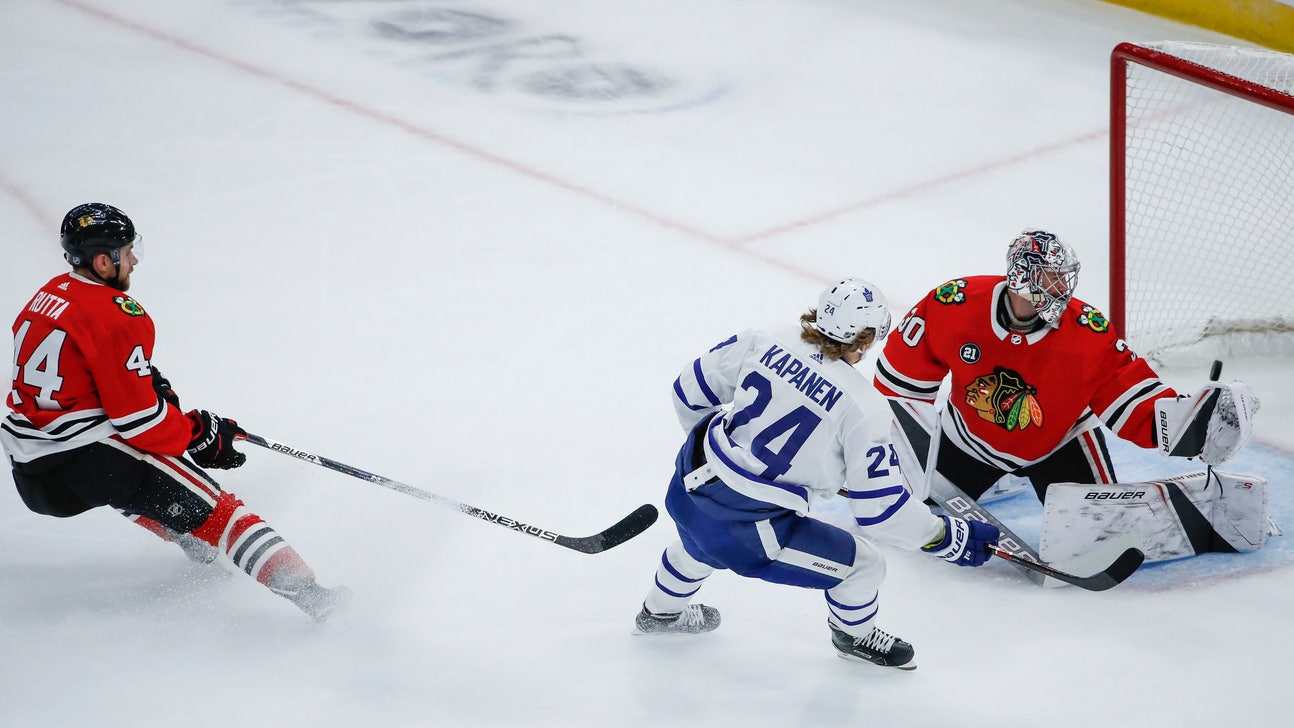 Rielly scores in OT as Maple Leafs beat Blackhawks 7-6