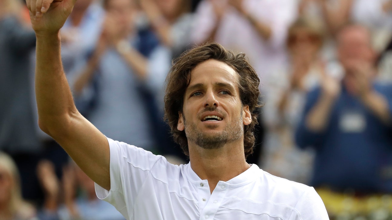 Andy Murray's comeback halted by darkness at Queen's Club