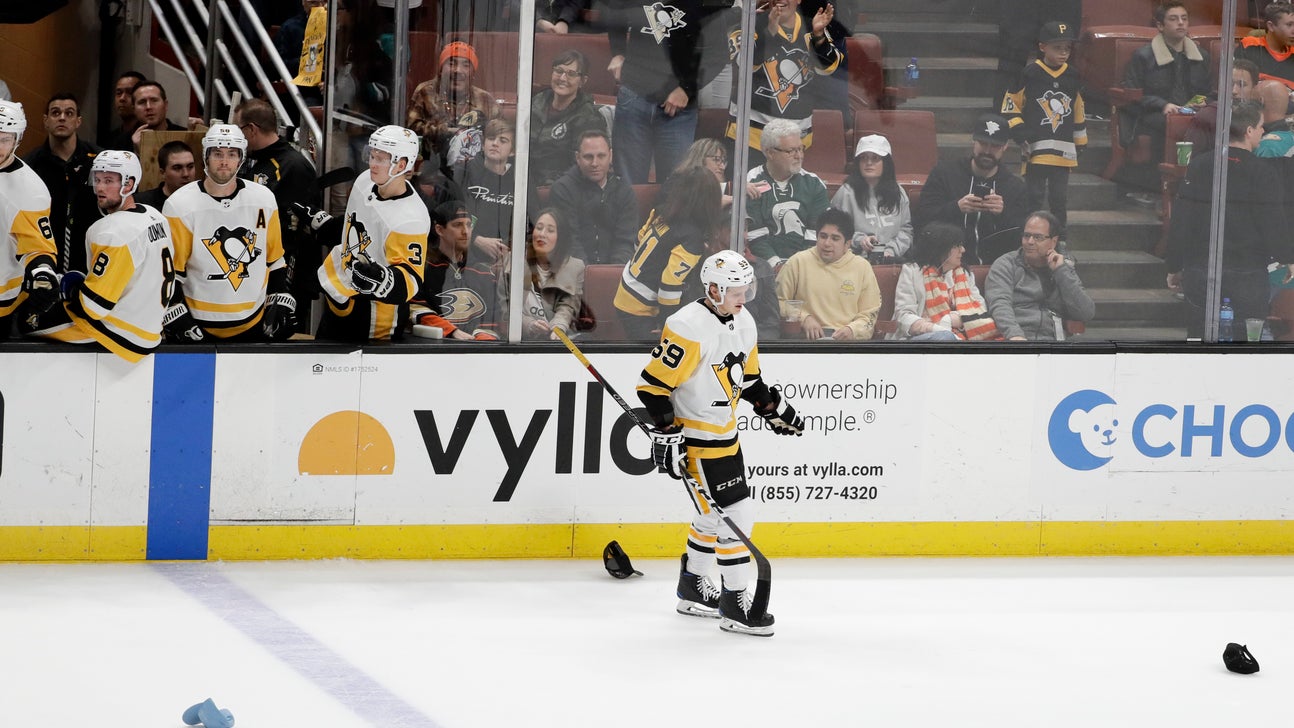 Guentzel's hat trick rallies Pens past skidding Ducks 7-4