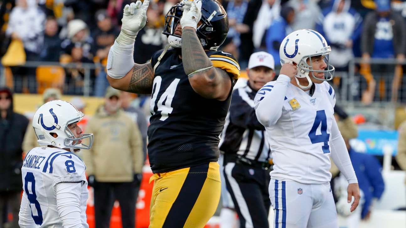 Vinatieri misses late, Steelers edge Colts 26-24