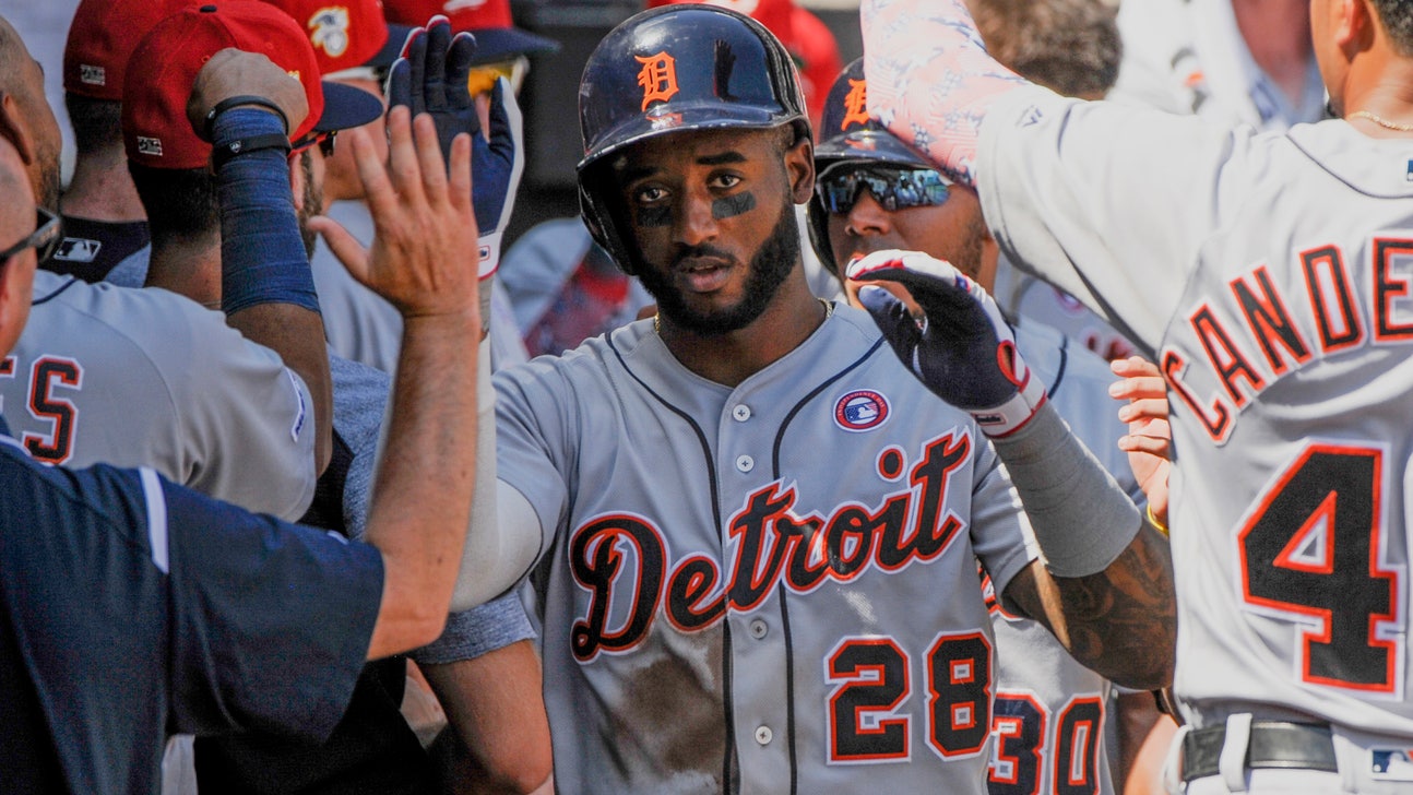 Tigers use 3 HRs, Boyd's 13 K's to top ChiSox 11-5