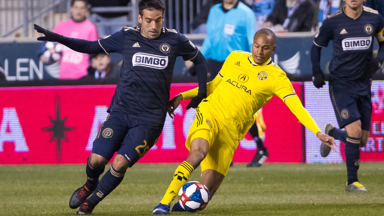 Accam scores twice, leads Union past Crew 3-0