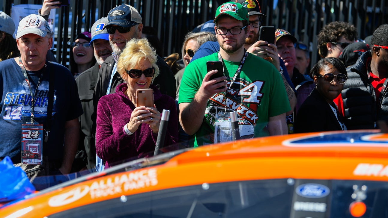 The Latest: Keselowski recovers from bug to race at Atlanta