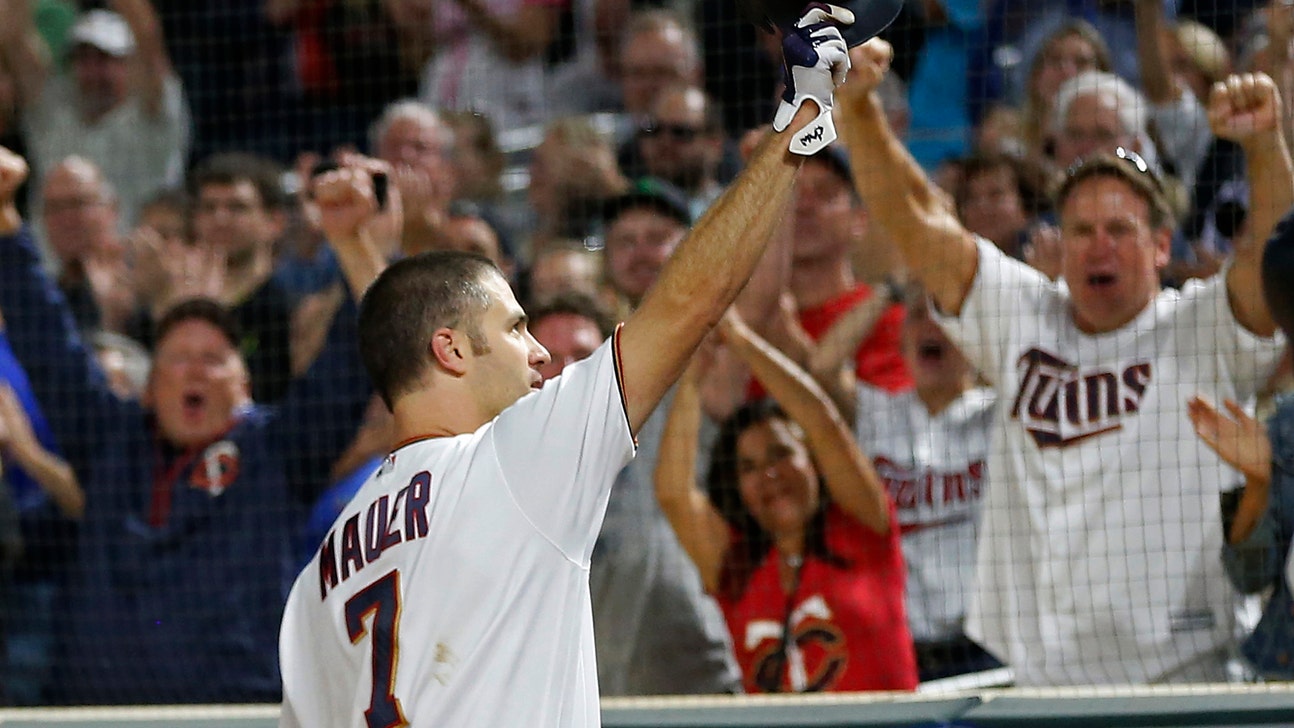 Mauer’s slam leads Twins past Yankees 10-5