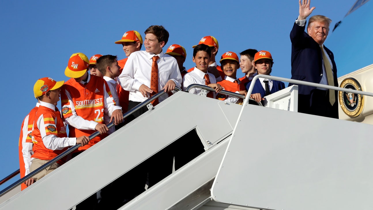 Little League champs fly home to Louisiana with president
