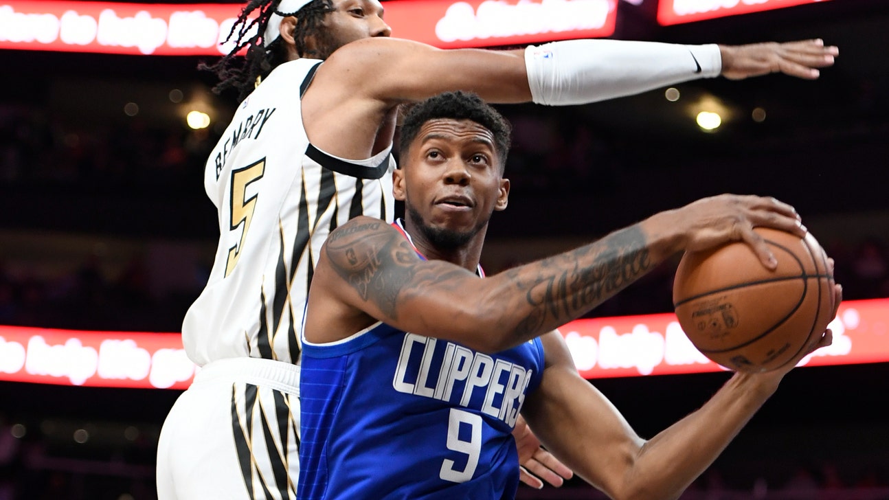 Harrell, Williams rally surging Clippers past Hawks 127-119