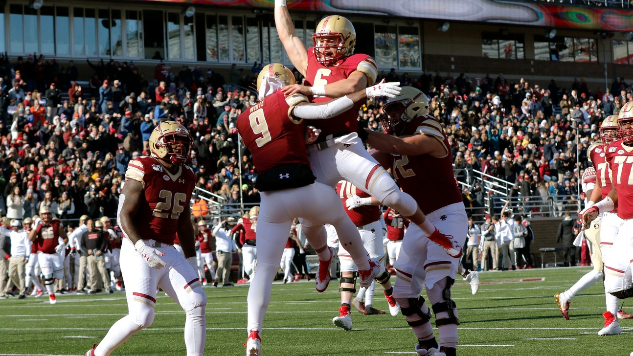 No. 15 Irish expect physical test from run-happy Eagles