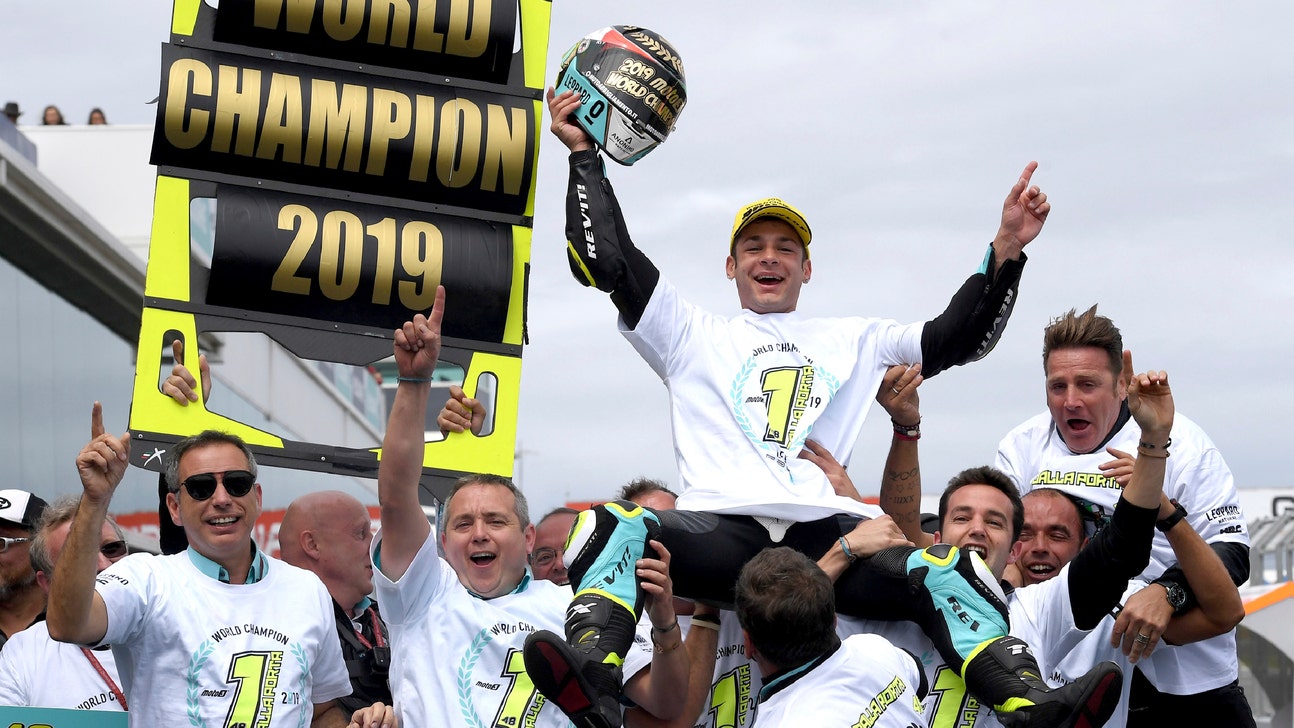 Marc Marquez wins Australian MotoGP with last-lap overtake