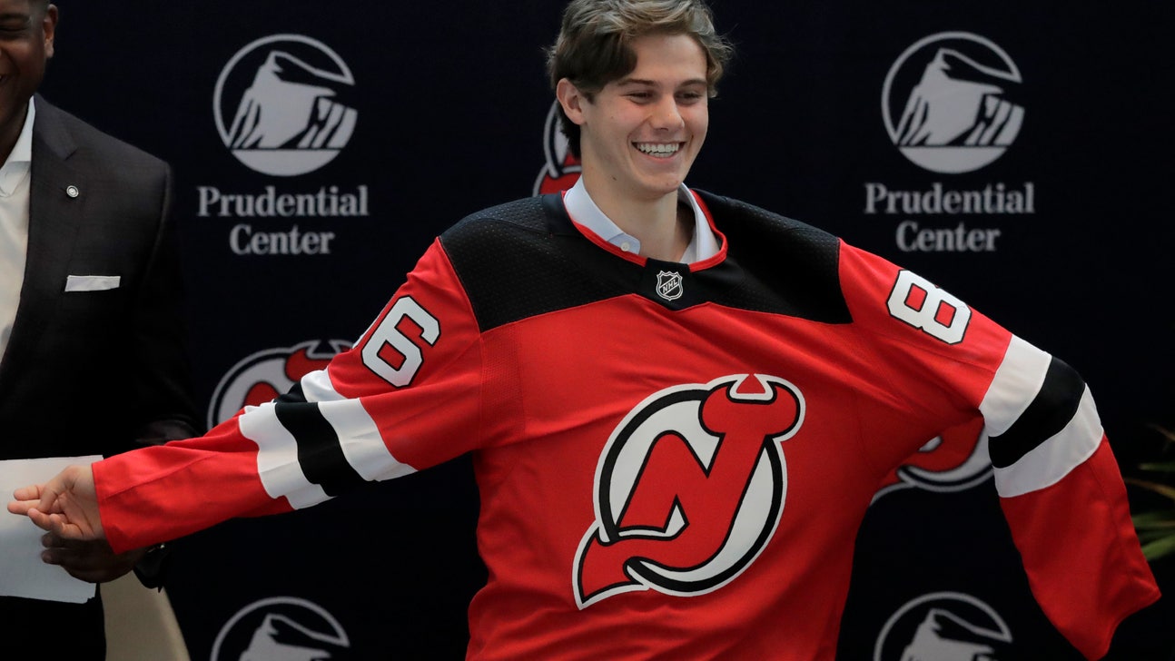 Jack Hughes shows smarts in Devils prospects' losing debut