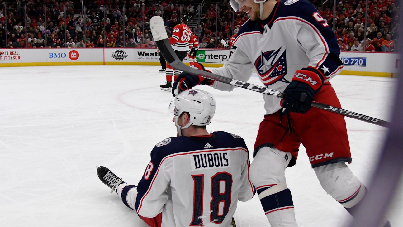 Panarin powers Blue Jackets past Blackhawks 5-2