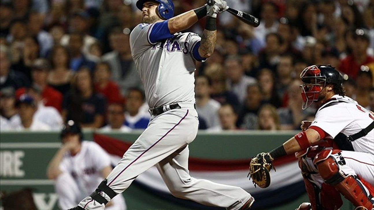 Rangers eyeing the returns of Mike Napoli and Josh Hamilton