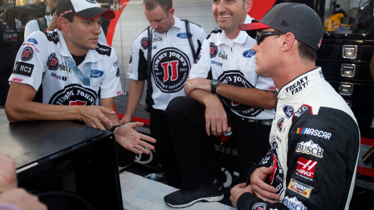 Harvick edges Hamlin for pole at Richmond