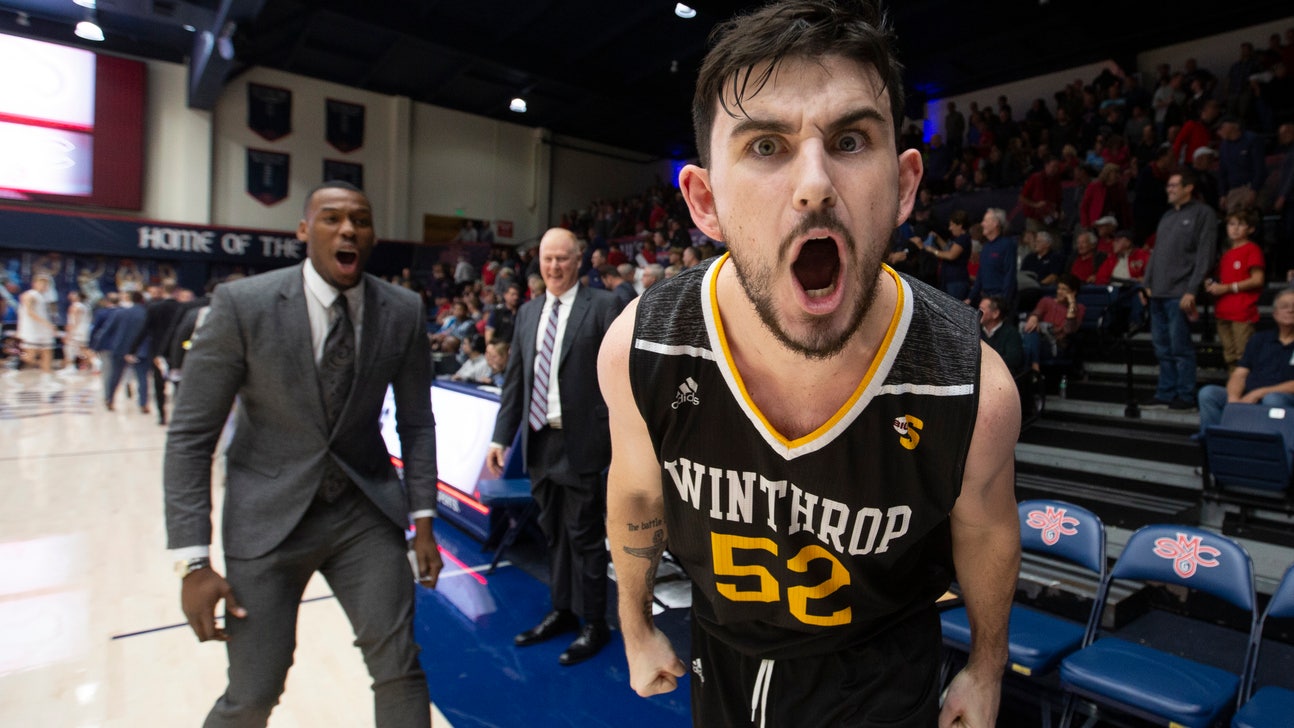 Winthrop stuns No. 18 Saint Mary's 61-59