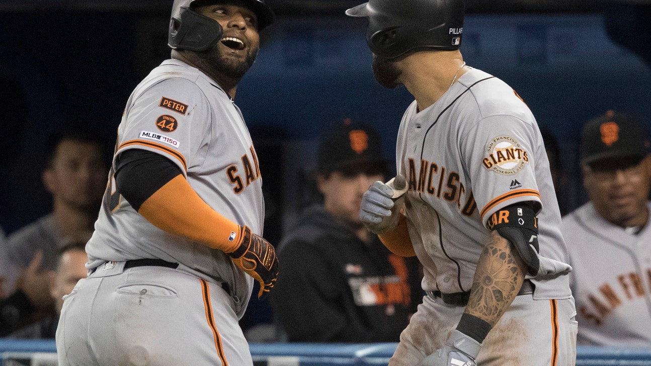 Giants hit 4 homers, outlast Blue Jays 7-6