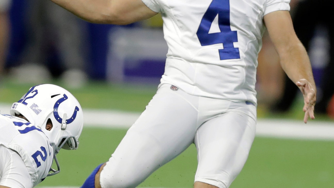 Vinatieri visits Washington with chance at field goal record