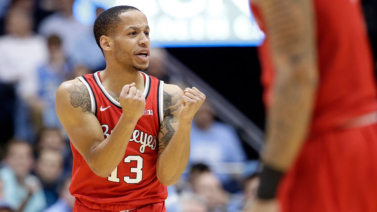 A look at who is unbeaten or winless in college basketball