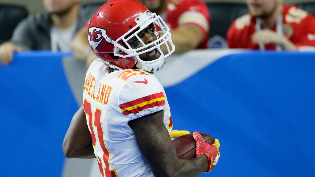 Lions fight back, but 3rd-quarter fumbles cost them