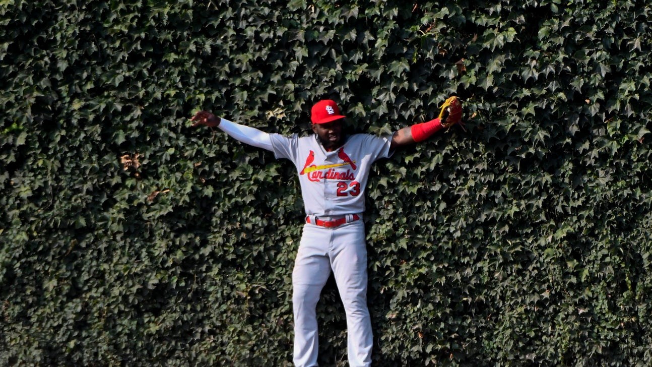 LEADING OFF: Astros on verge of clinch, Cards baffling Cubs