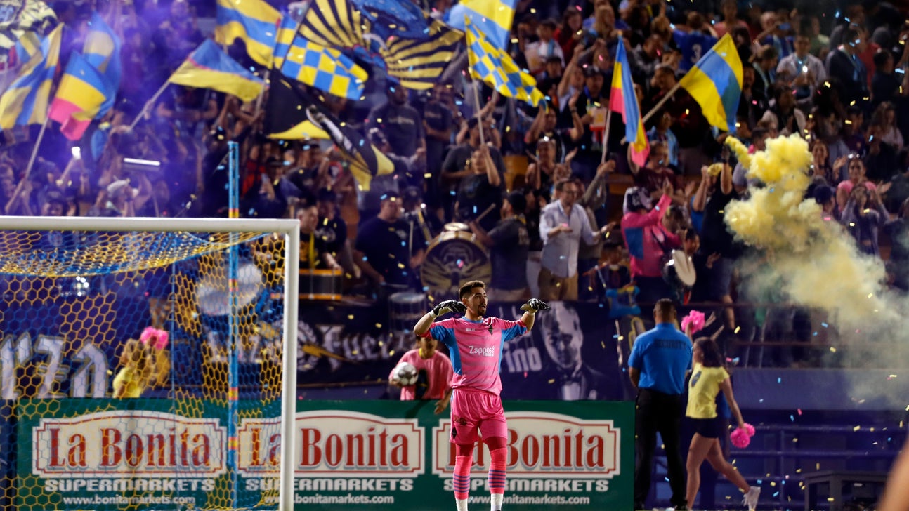 Vegas considering stadium-area plan, bid for MLS soccer team