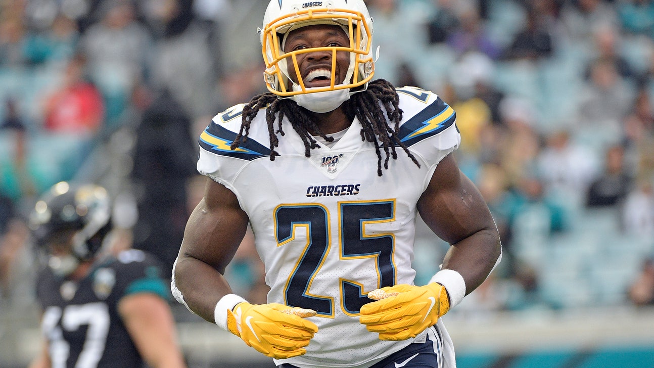 Chargers break out of offensive slump, rout Jaguars 45-10