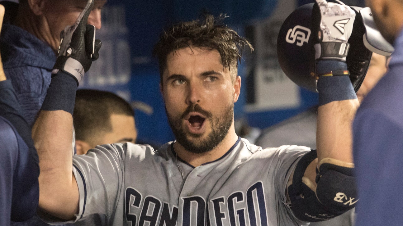 Hedges hits grand slam as Padres pound Blue Jays 19-4