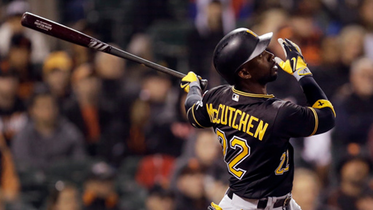 Pirates star Andrew McCutchen moving to right field