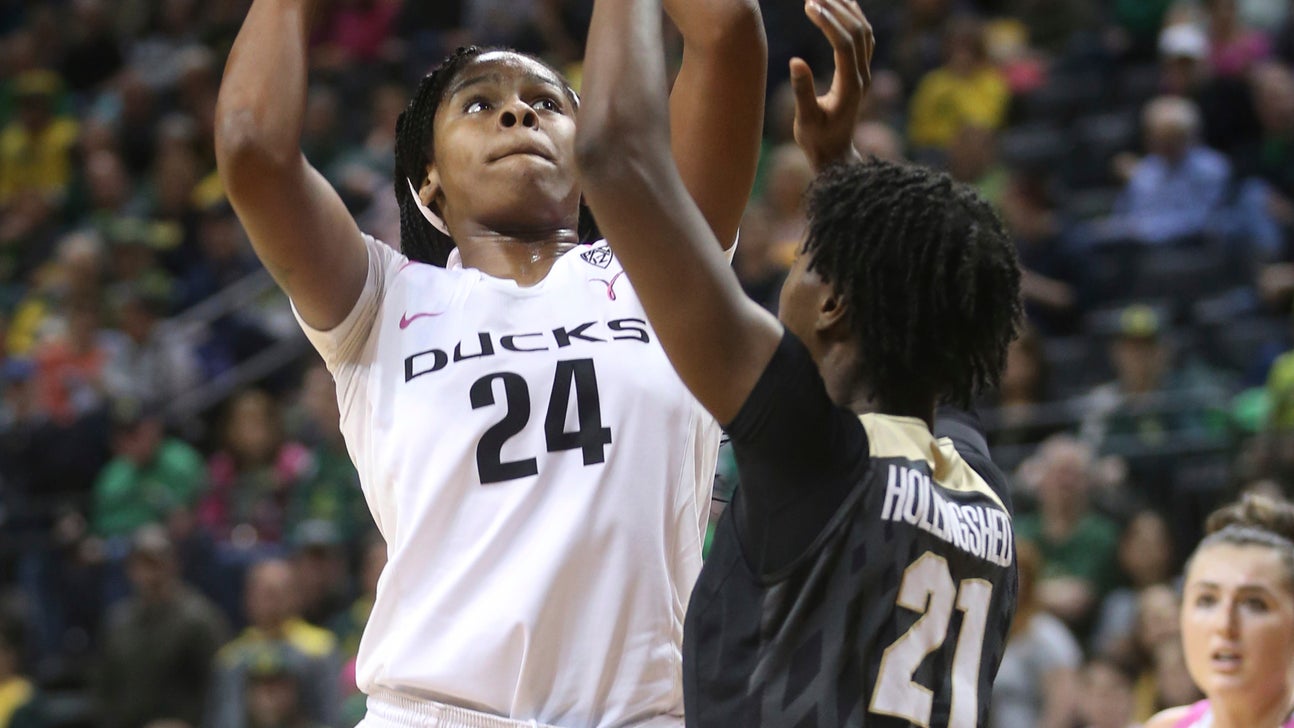 Hebard hits all 10 shots, No. 4 Oregon routs Colorado 102-43