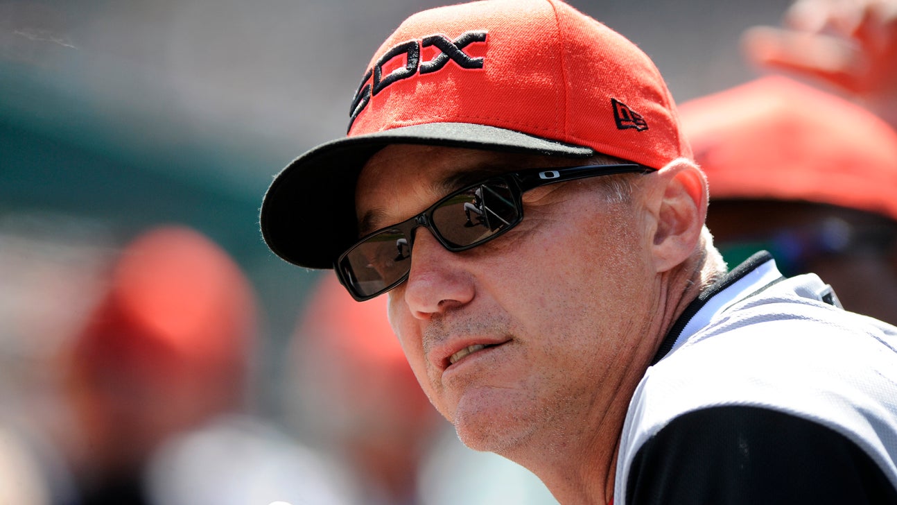 White Sox manager Renteria cleared to rejoin team