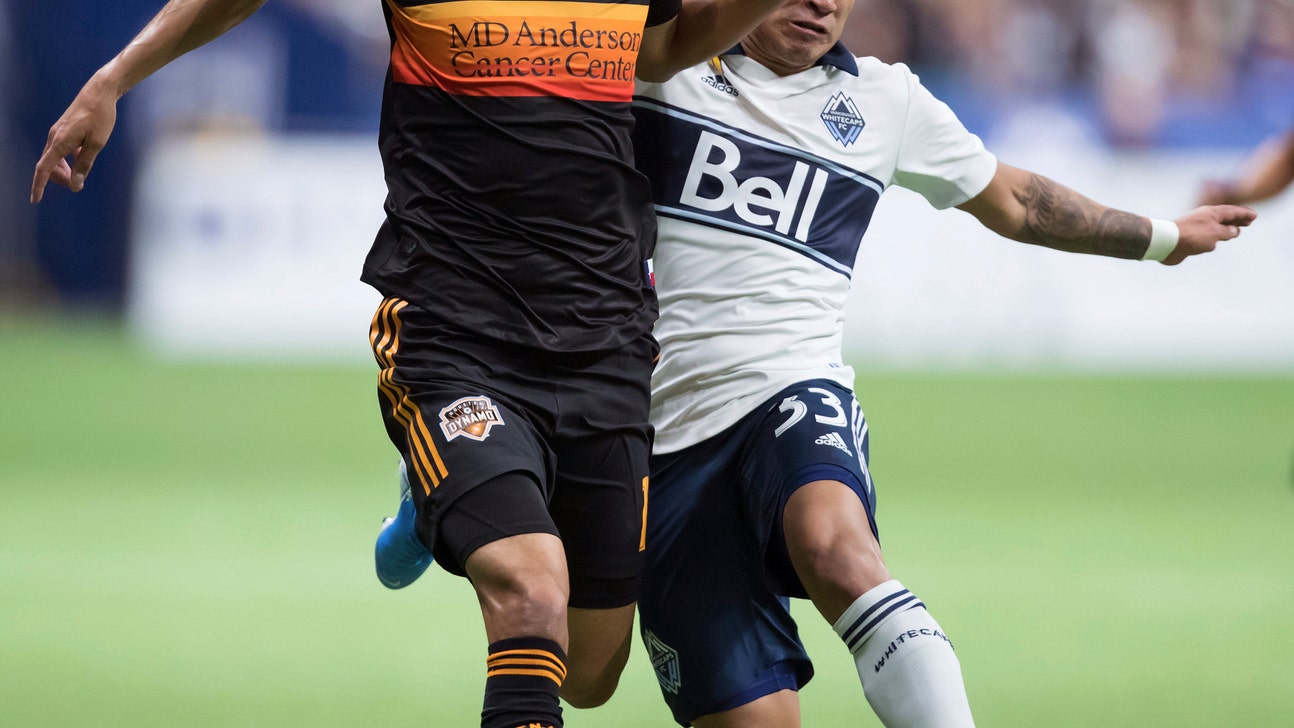 Montero scores in 90th, Whitecaps beat Dynamo 2-1
