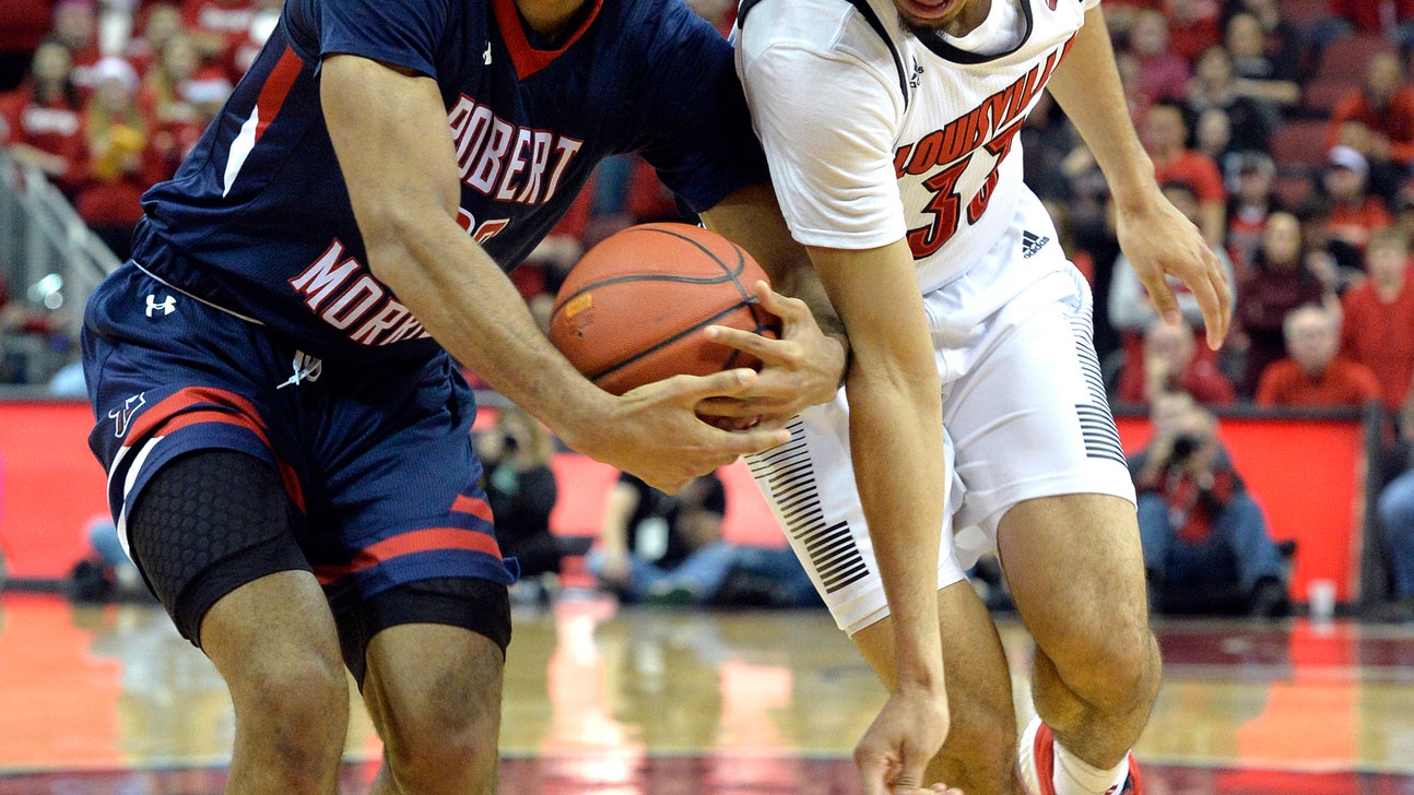 Big run helps Louisville avoid scare against Robert Morris