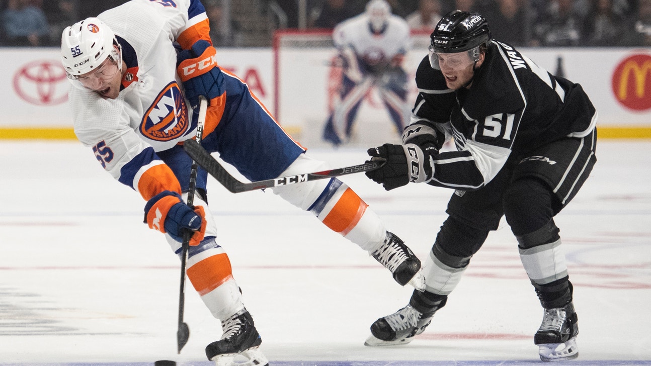 Islanders score four goals in third period, top Kings 7-2