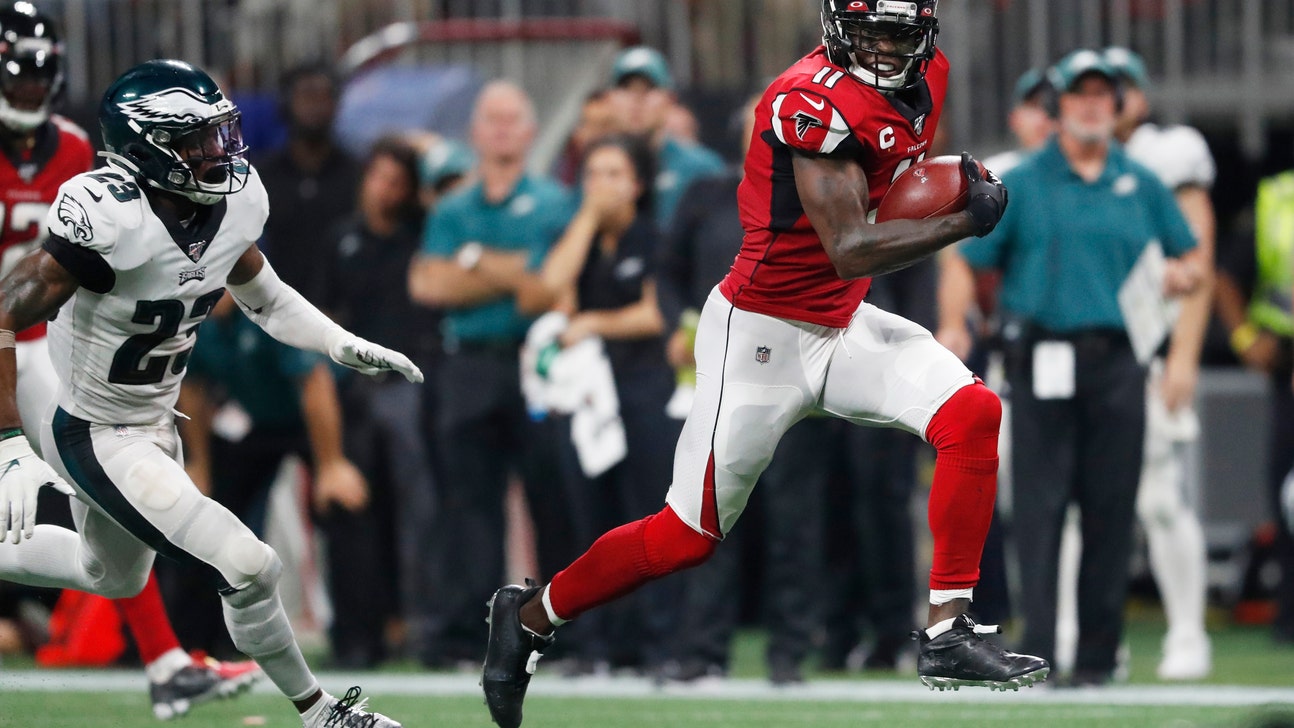Jones scores late TD, leads Falcons past Eagles 24-20