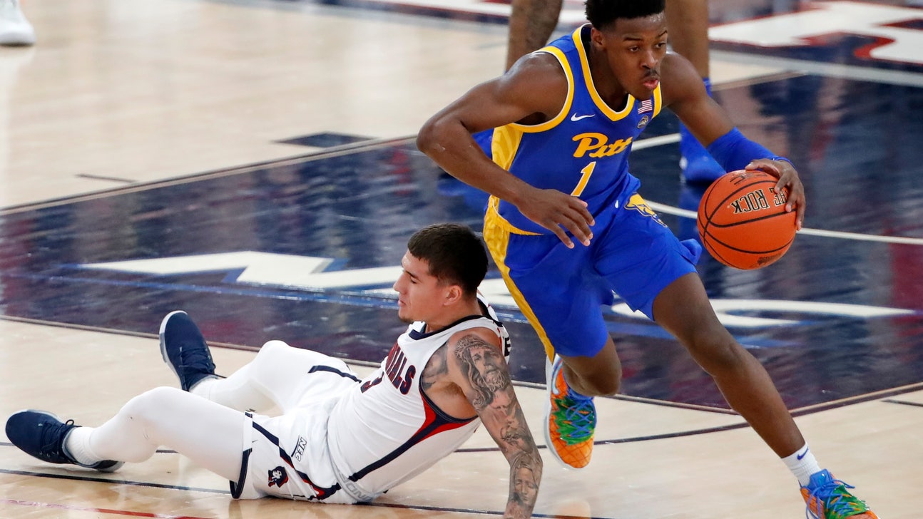 Pitt pulls away from Robert Morris 71-57