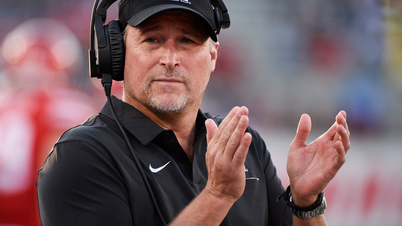 No. 20 Washington St visits Houston in Air Raid reunion