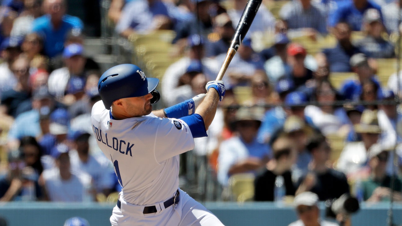 Dodgers tie MLB home HRs record in 3-2 win over Reds