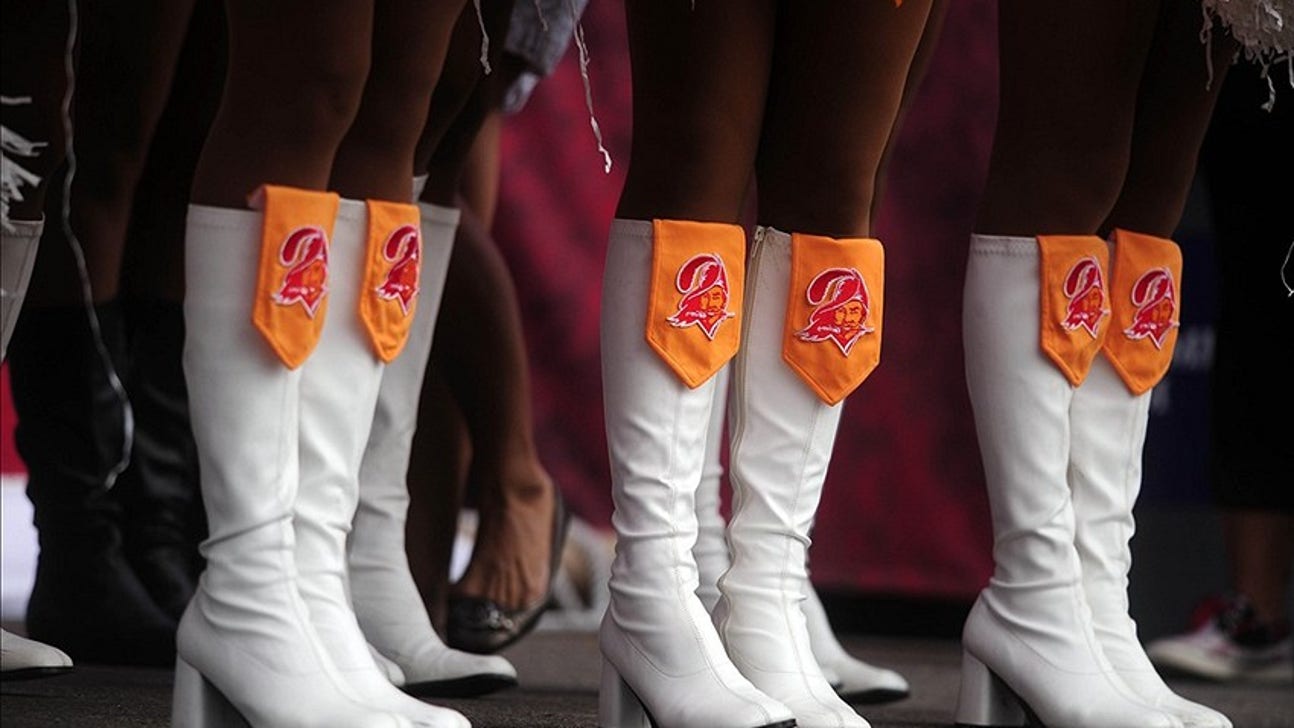 Buccaneers Jersey Countdown: Number 76