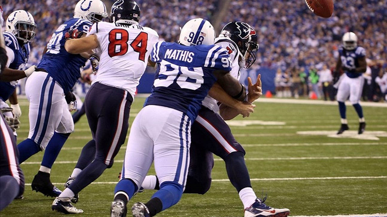 Robert Mathis announces his retirement