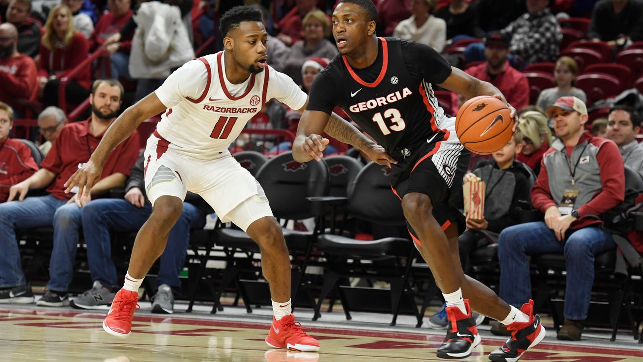 Jones with 20 helps Arkansas beat Georgia 70-60