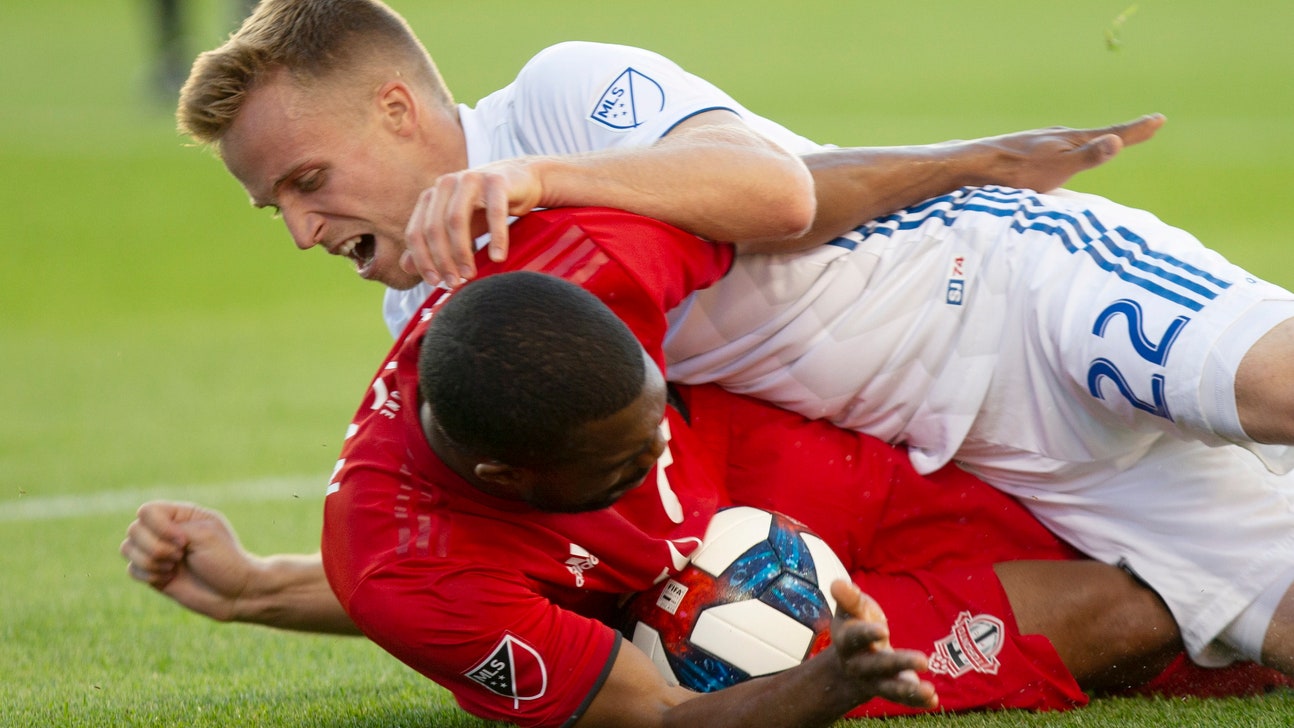 Wondolowski scores 149th, 150th goals; Earthquakes win